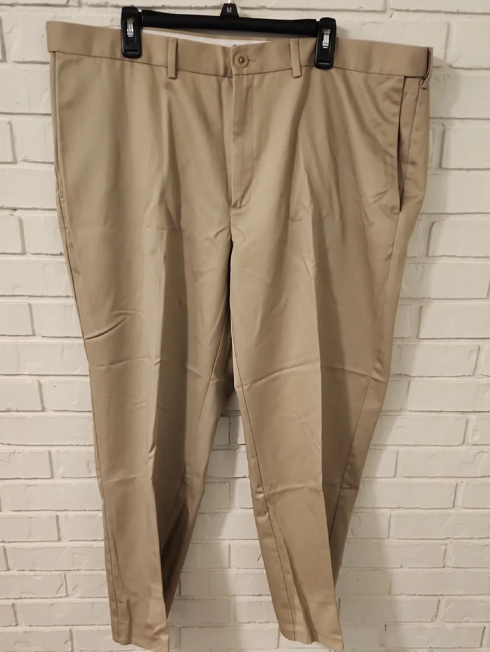 Haggar Men's Tan Flat-Front Chinos
